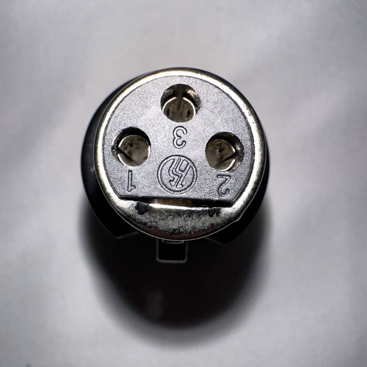 TC Helicon MCA100 – Mikrofonowy Adapter Funkcyjny do Kontroli Efektów