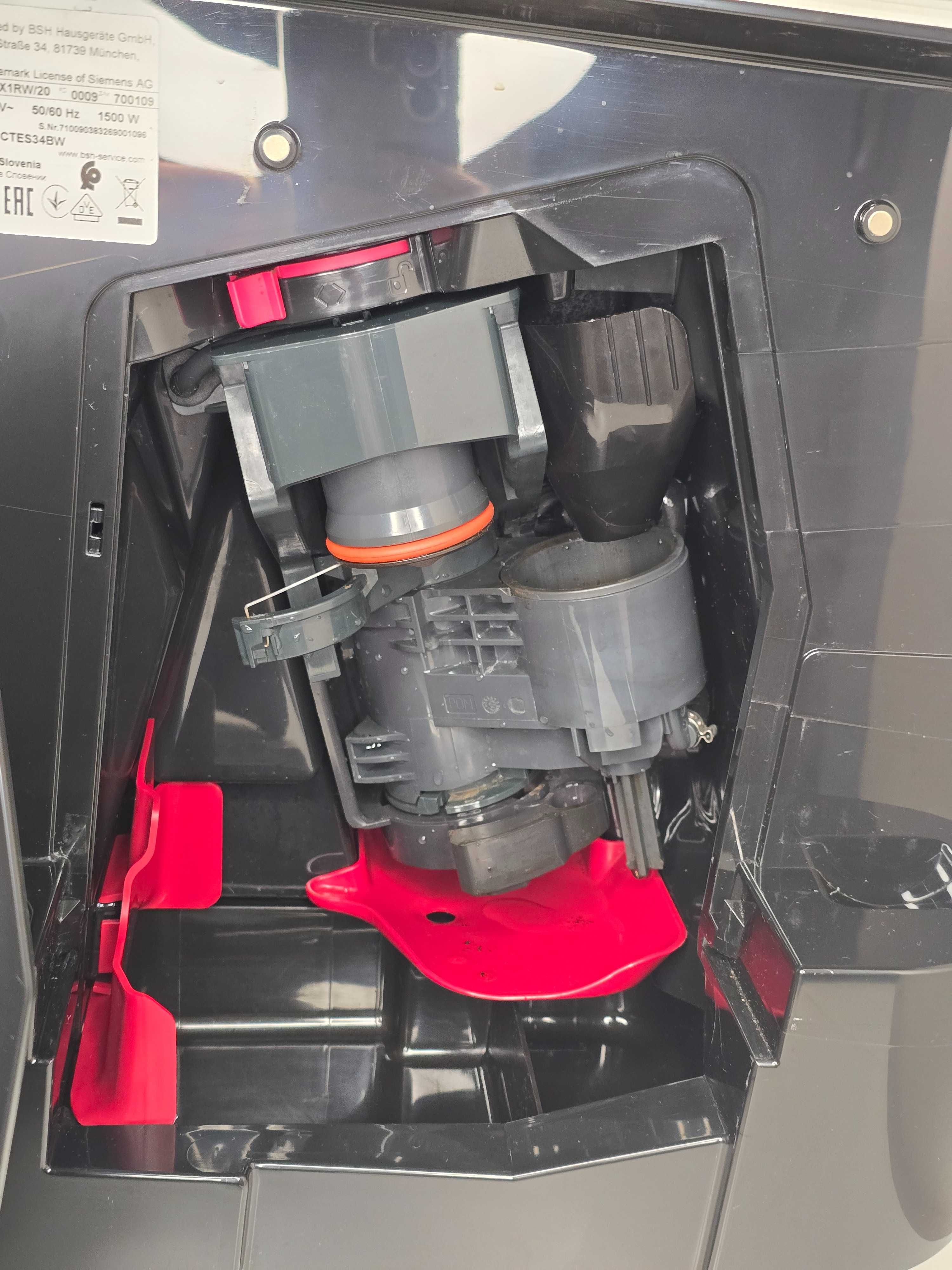Ekspres Siemens EQ9 plus connect S700 dwa młynki, aplikacja, top model