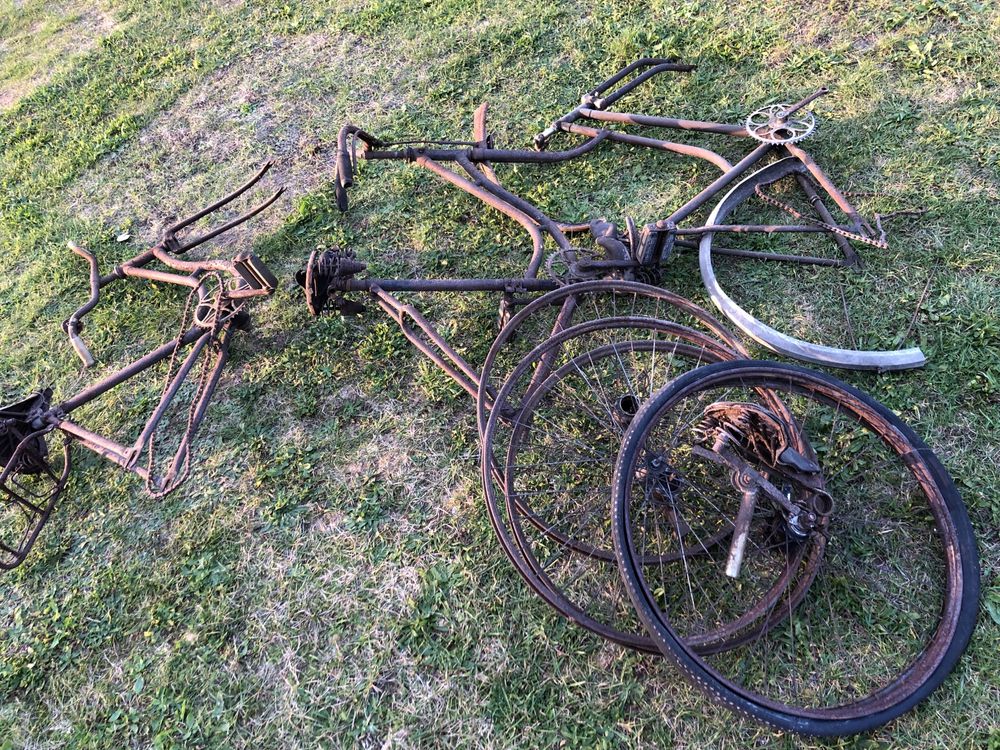 Stary rower antyk zabytek