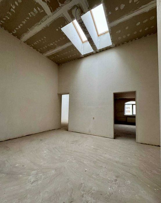 Продам дворівневий пентхаус з терасою у ЖК "Чайка"