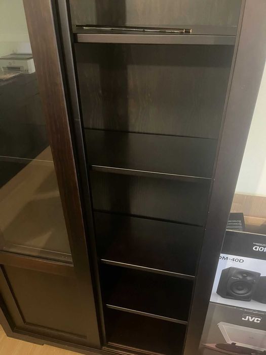 Cristaleira em madeira movel