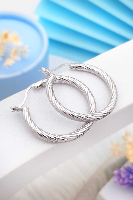 Srebrne kręcone kolczyki koła 2,5 cm pr. 925