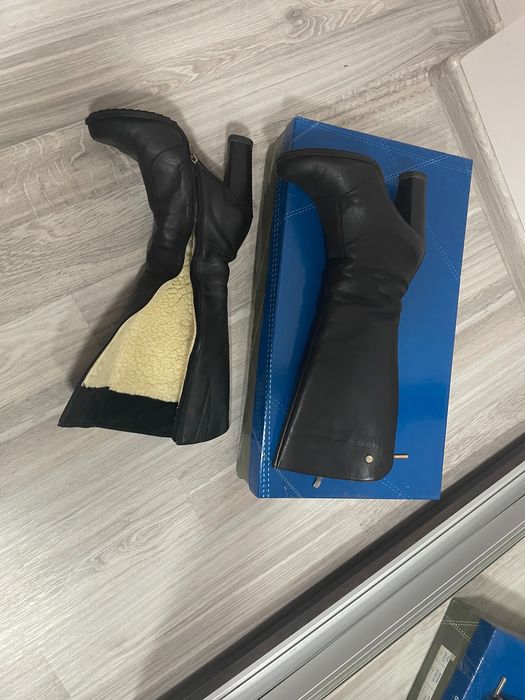 Сапоги ботинки кожаные на меху зимние на каблуке чёрные