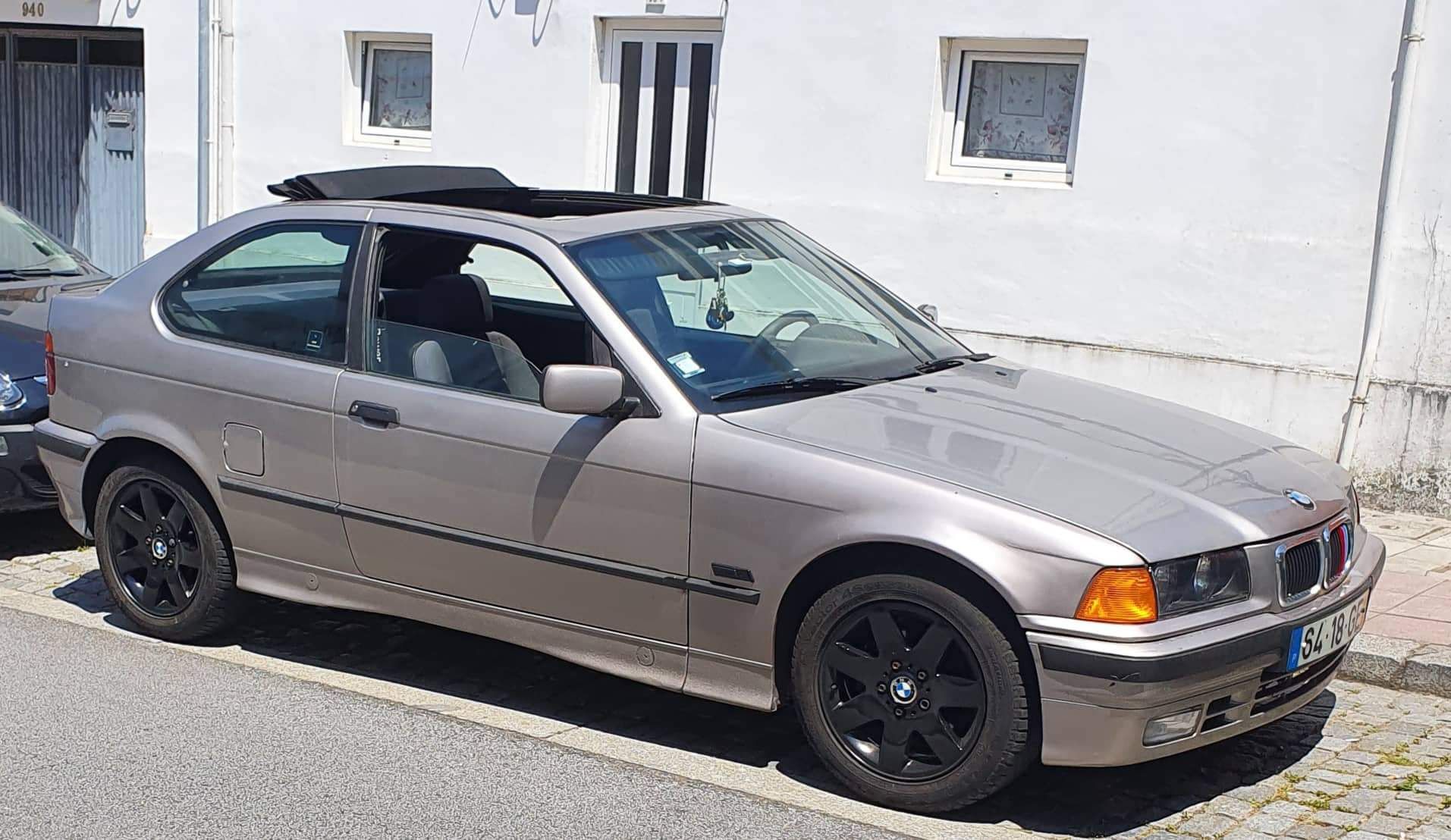 BMW E36 edition Califórnia 
São muito poucos estes modelos com tecto e