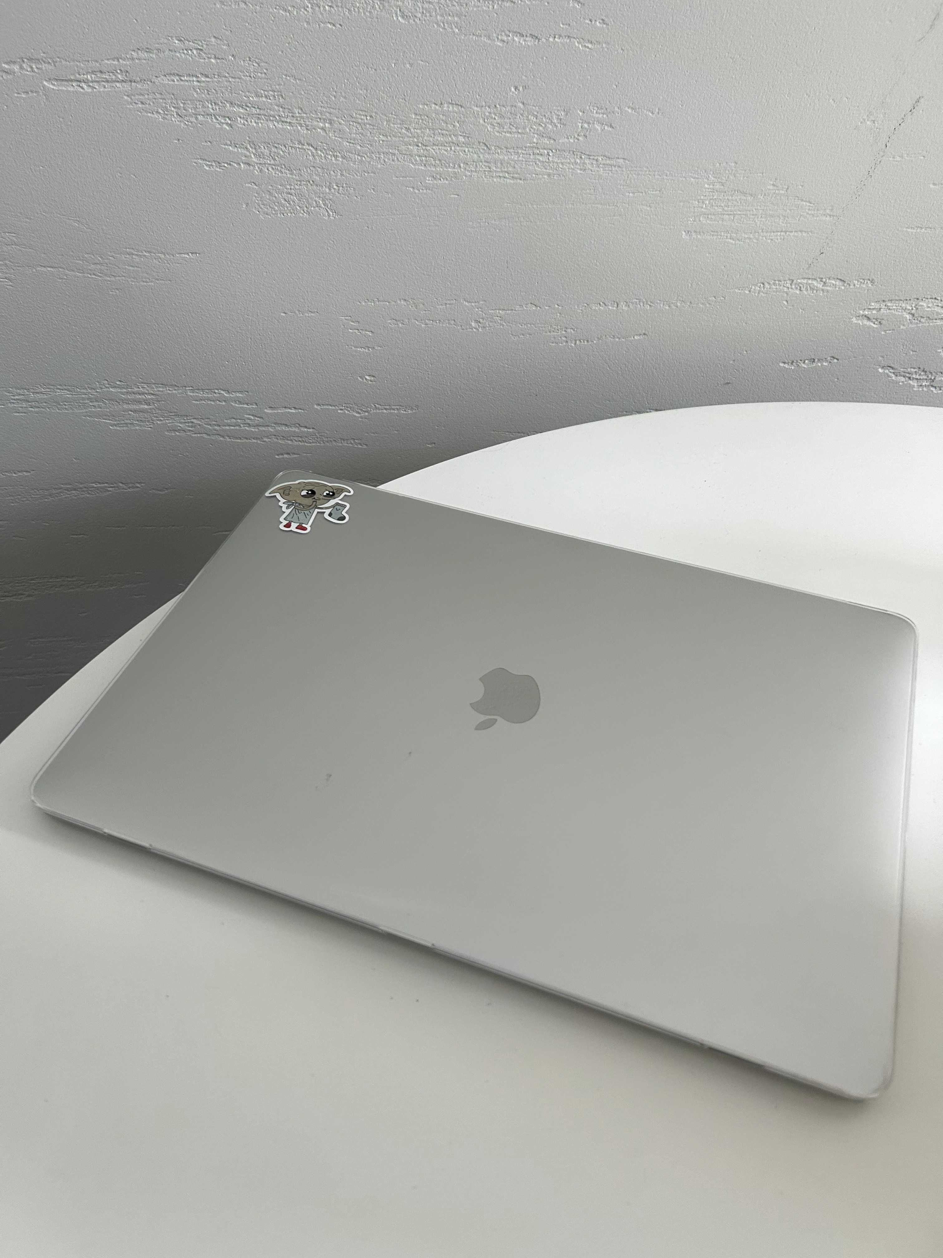 MacBook Pro 15-inch 2019/i9/16Gb/512Gb Silver