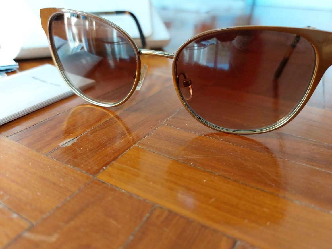 Óculos de sol Michael Kors
