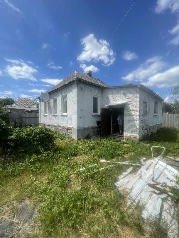 Терміново продам цегляний будинок в Слатиному