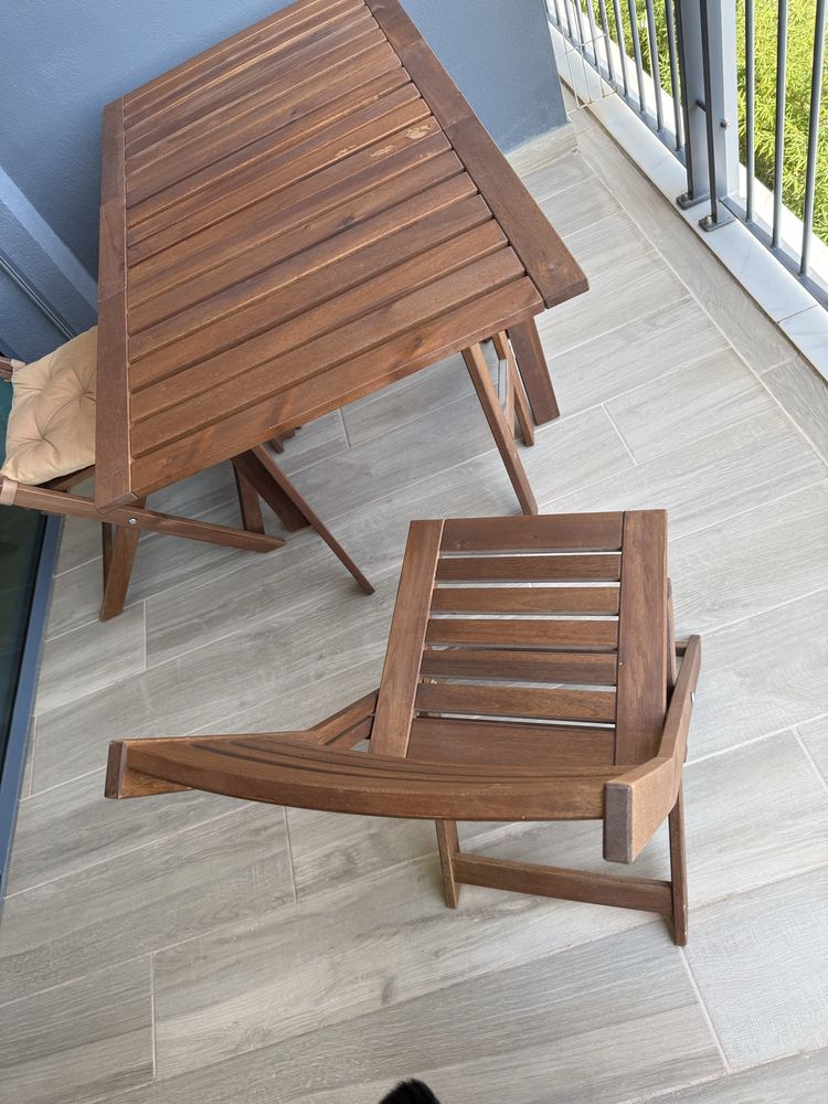 Mesa + Cadeiras Exterior