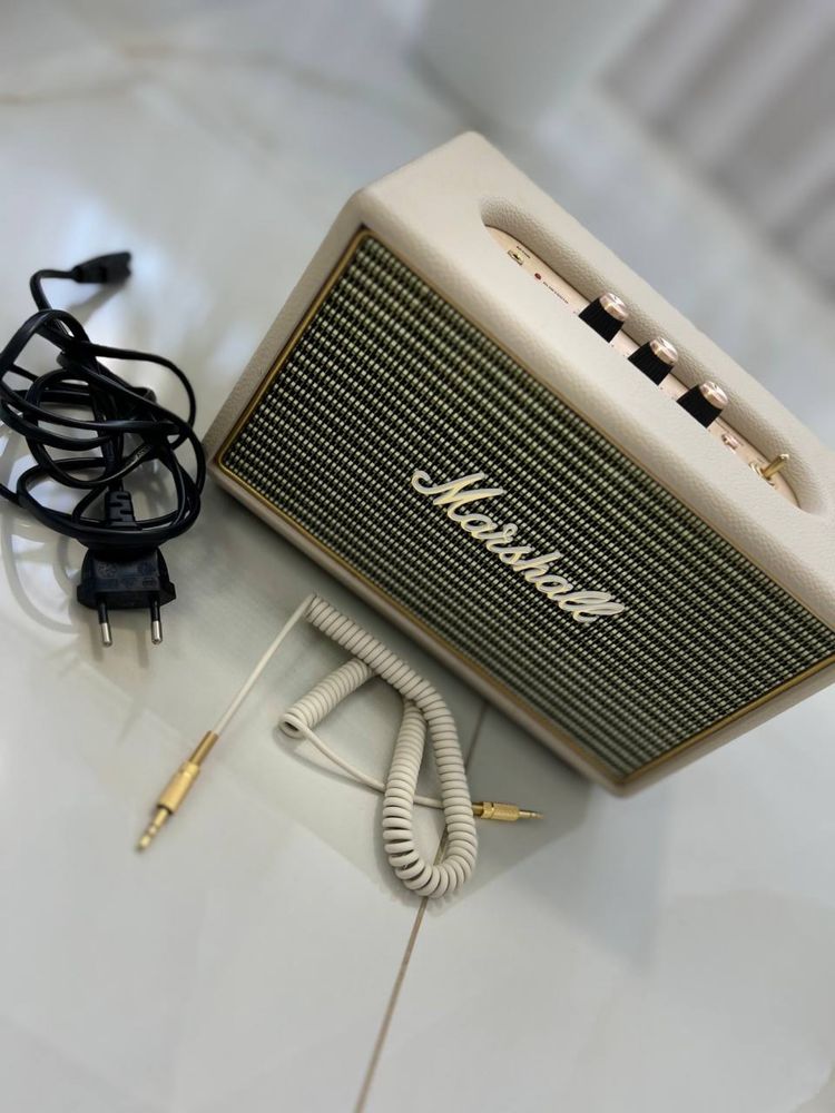 Колонка Marshall Acton, Маршал Актон