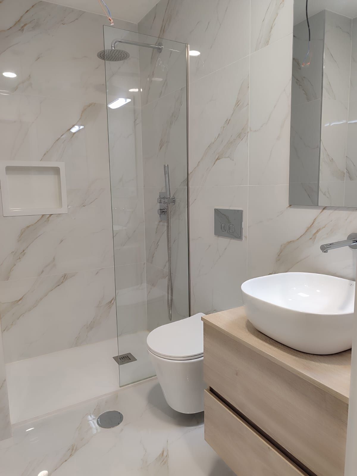 Apartamento T1 Centro Cidade de Ovar para Investidores Arrendado 600 E