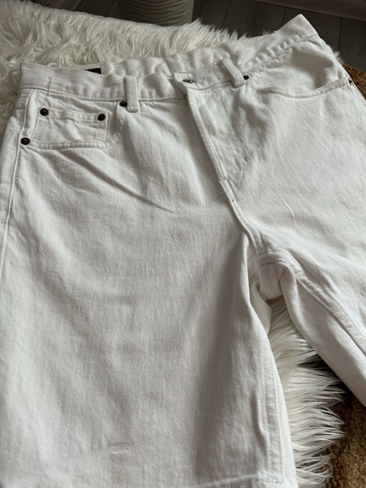 Продам чоловічі шорти фірми Zara