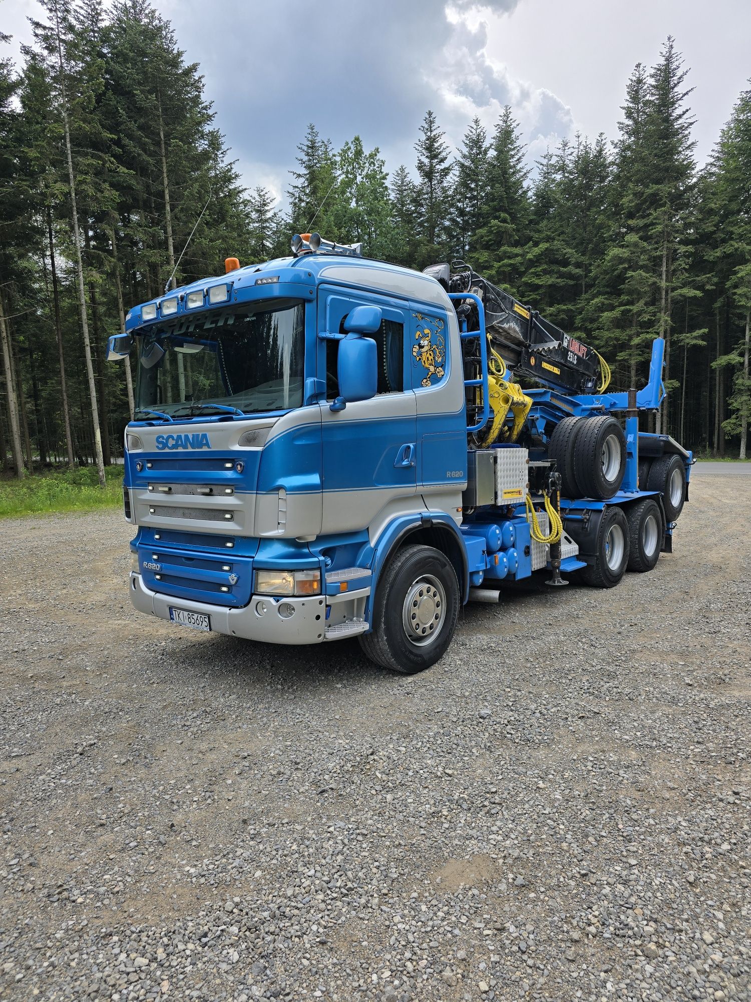 Scania R620, do drewna dłużycy, samochód do przewozu drewna