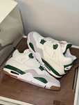 Jordan 4 Retro SB Pine Green R.43