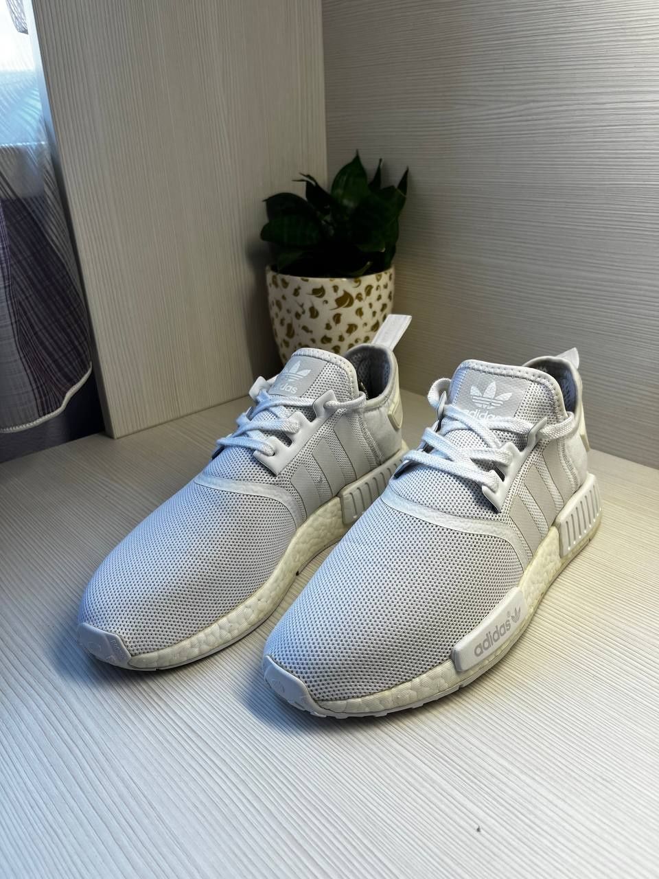 Кросовки Adidas NMD_R1 REFINED