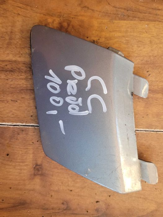 Zaślepka haka zderzaka przedniego VW Passat CC