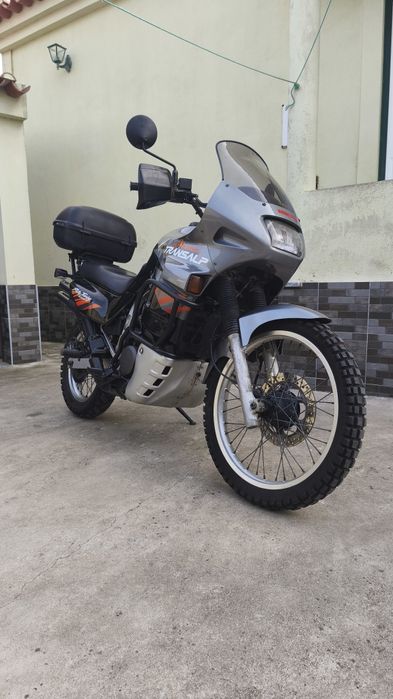 Honda Transalp 600