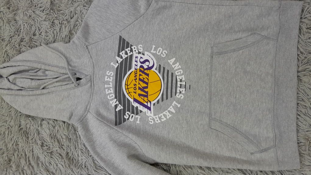 Szara bluza Lakers s 36 Cena ostateczna 140 zł