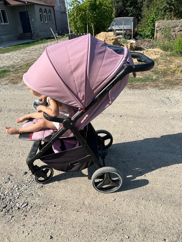 Коляска прогулянкова