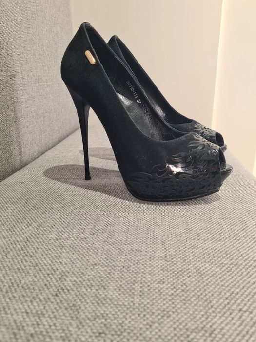 Босоніжки Lonza 37р