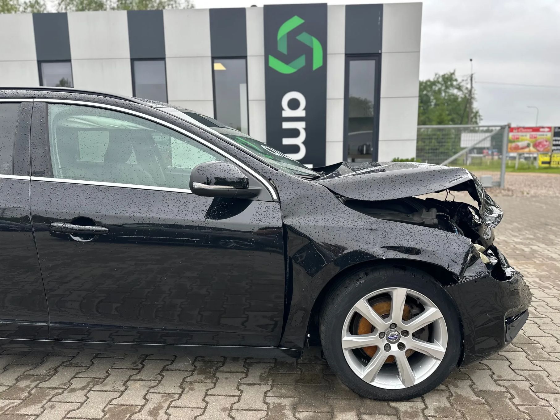 Volvo V60 2.0D 190KM 2015r. automat auto zarejestrowane i ubezpieczone w Polsce.