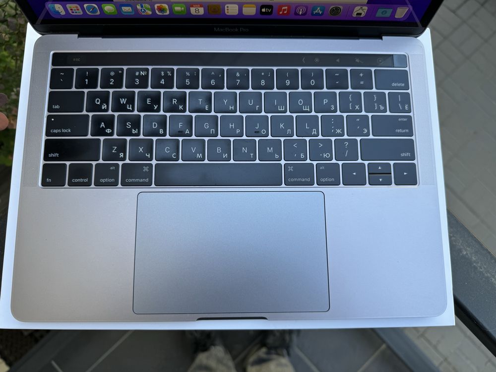 MacBook Pro 13” 2016 i5/8/256gb Space Gray ідеал