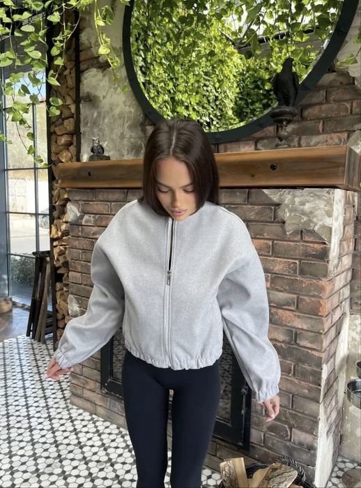 Бомбер в стиле Зара