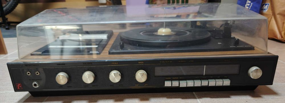 Fiesta Music Centre 20 (Gira Discos, Leitor de Cassete e Rádio)