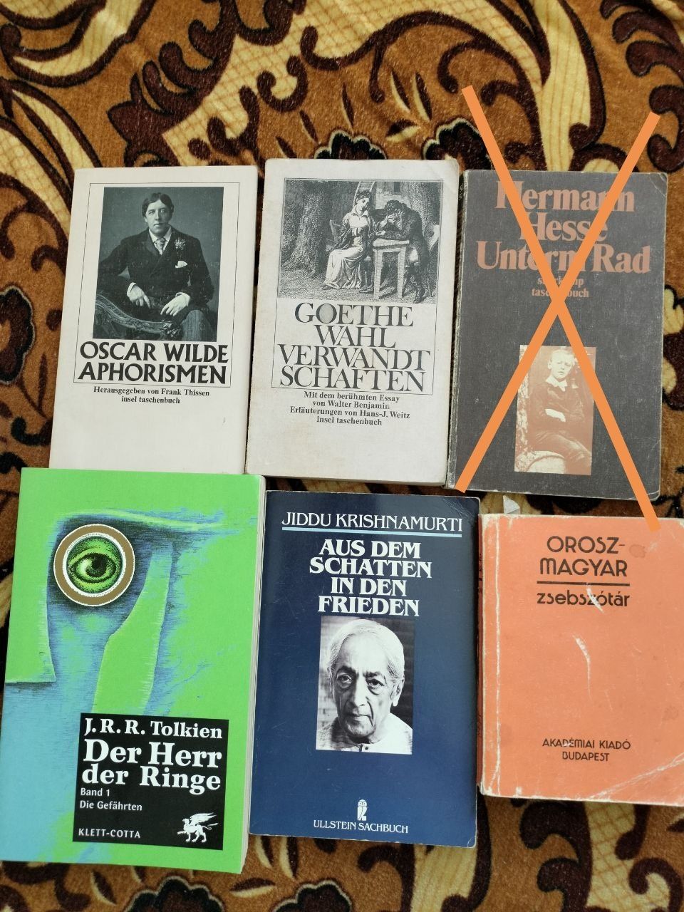 Книги німецькою мовою, словник угорський. Толкін, Уайльд, Гете, Гессе