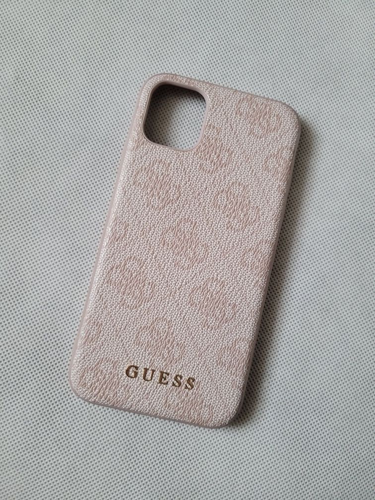 Pudrowo różowe etui na telefon case guess iPhone 11