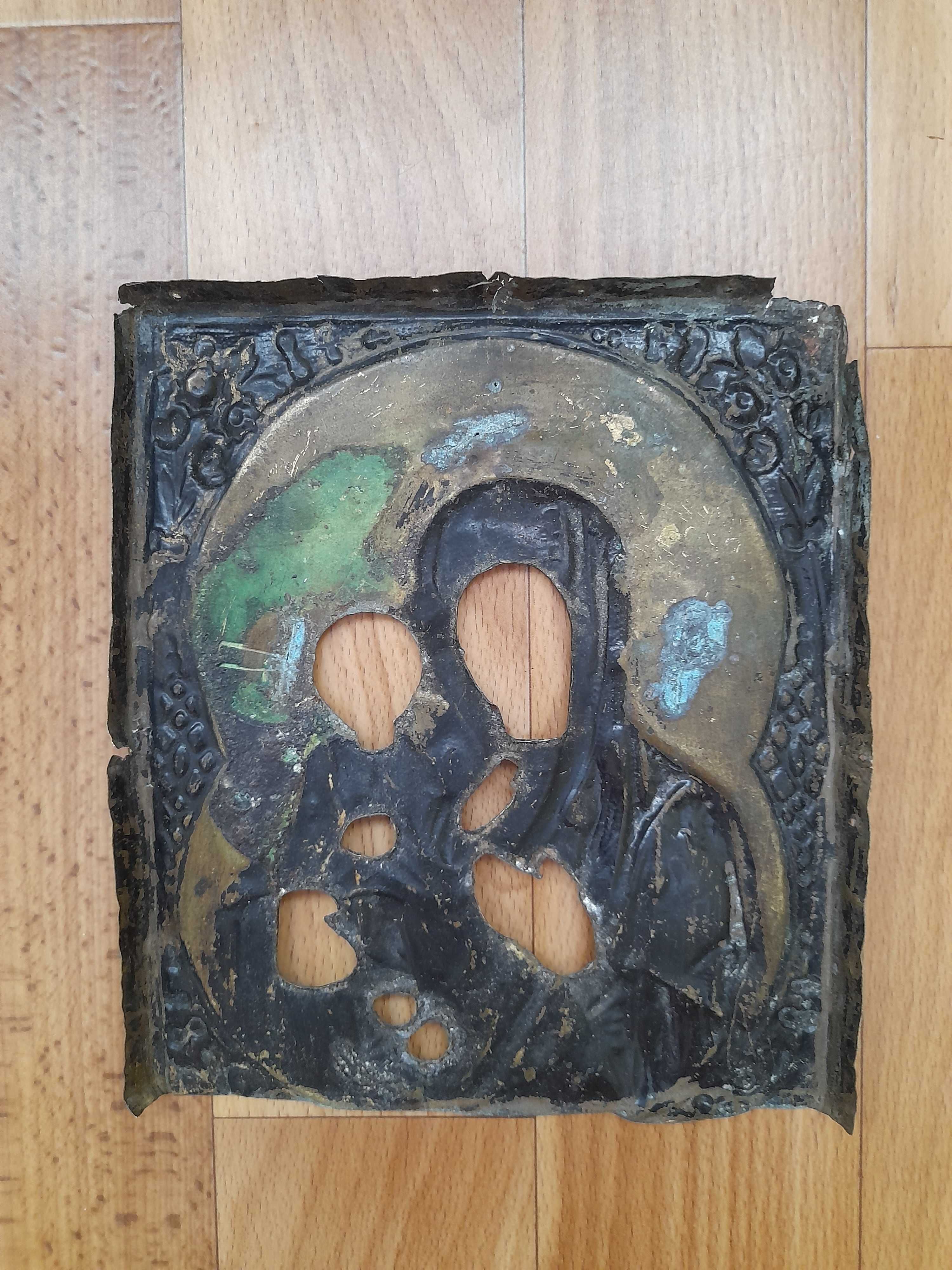 Оклад иконы старинный металлический, 14 х 16 см.