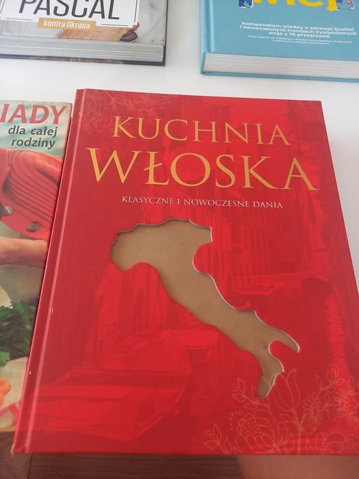 2 książki kucharskie 2 gratis