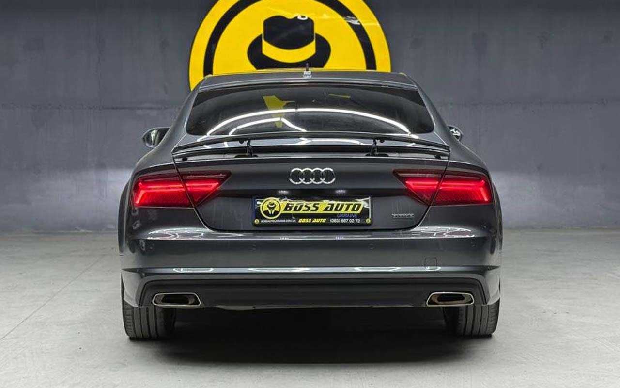 Audi A7 2015 року