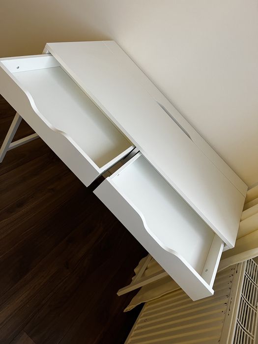 Письмовий стіл ІКЕА АЛЕКС білий