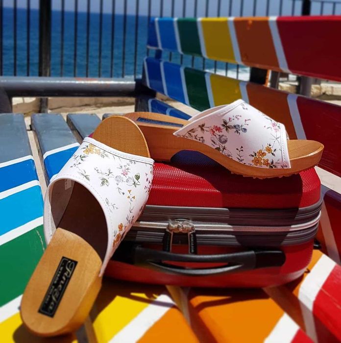 Przepiękne drewniaki trepy damskie modne i wygodne w kwiaty