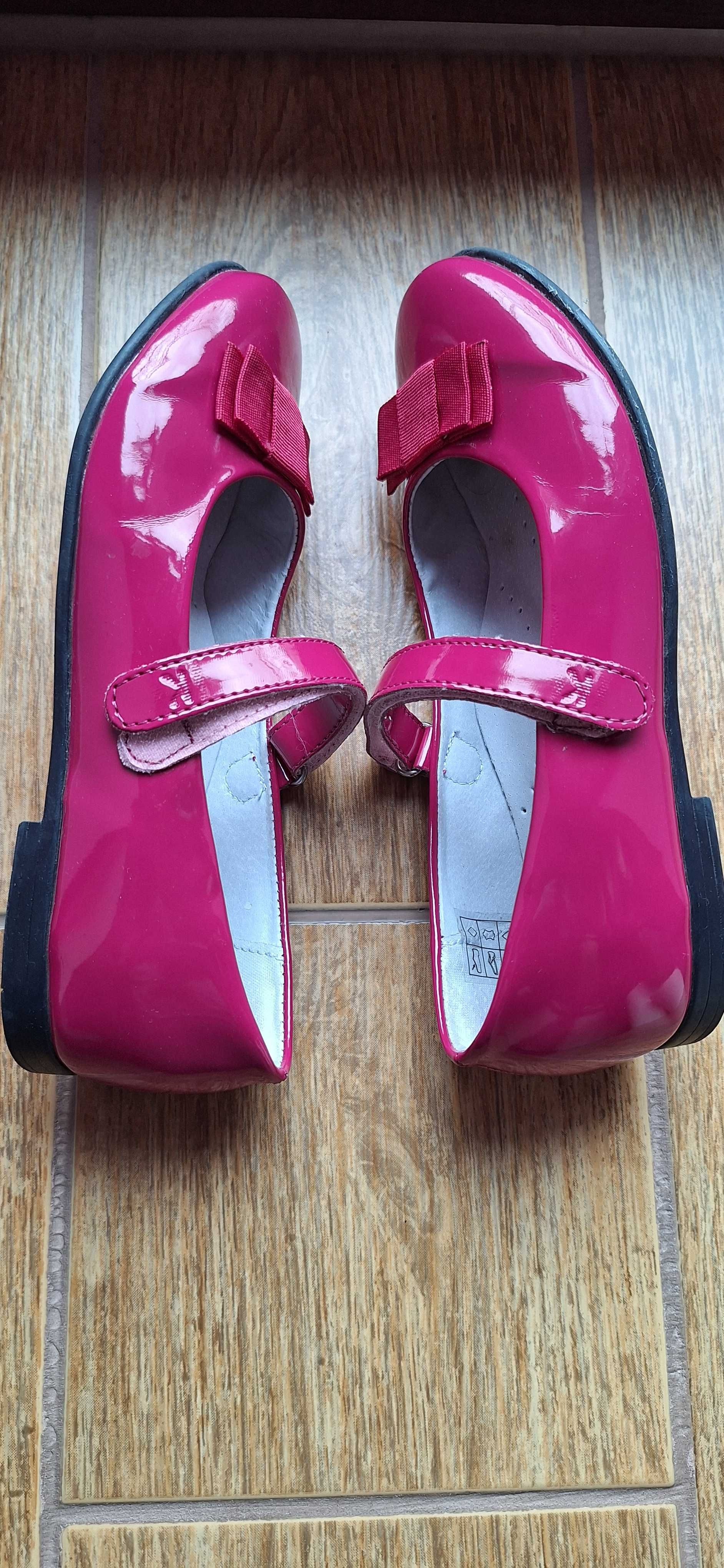 Buty, półbuty, lakierki, Kornecki r.34 fuksja, rozowy