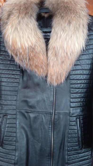 Натуральна шкіряна куртка