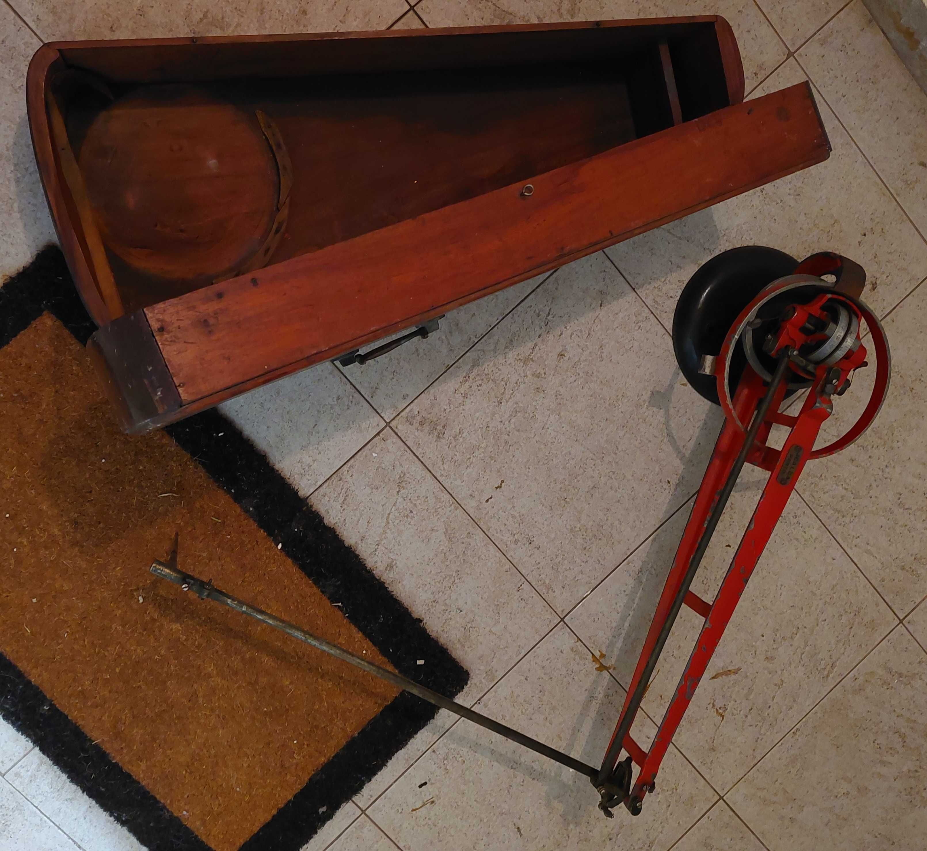Máquina vintage JOALBA de fabrico de calçado