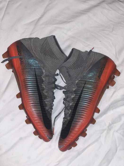 Buty Nike profesjonalne Mercurial Superfly V CR7 AG-PRO 40.5