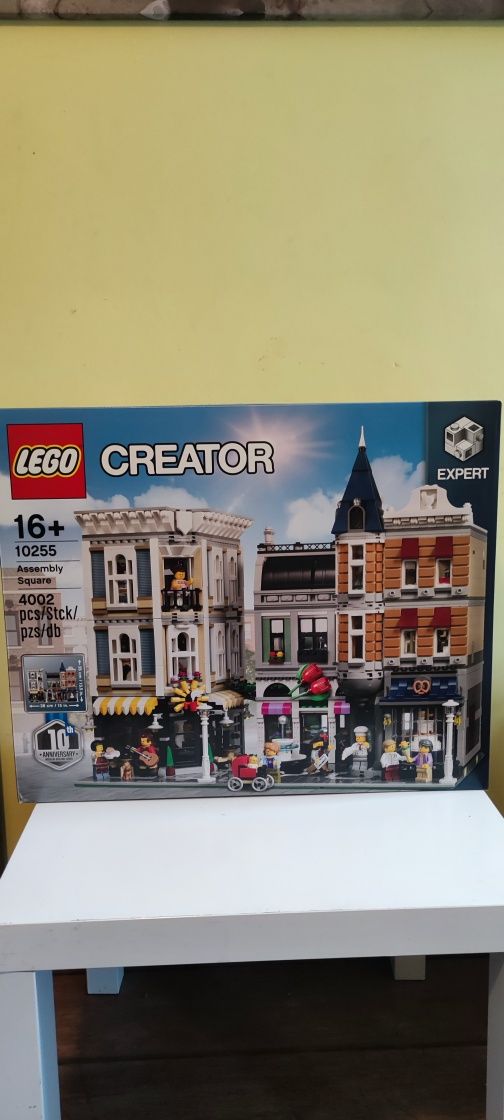 LEGO Plac Zgromadzeń 10255, Nowy, idelany