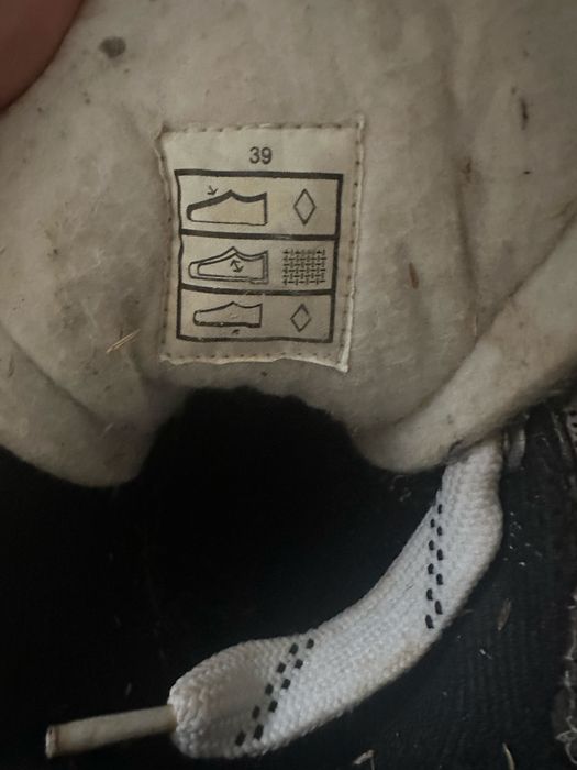 Коньки для льда 2 пары в наличии 39 и 40 размер