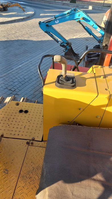 Бульдозер Caterpillar D4C