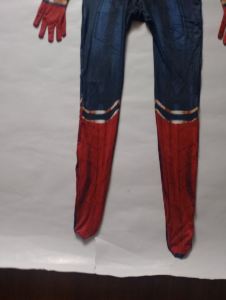 Strój Spiderman na 150 cm