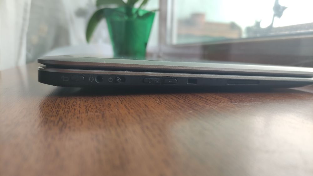 Dell XPS12 I7 8Gb/256
