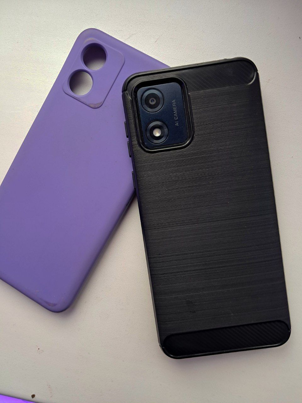 Телефон Motorola e13