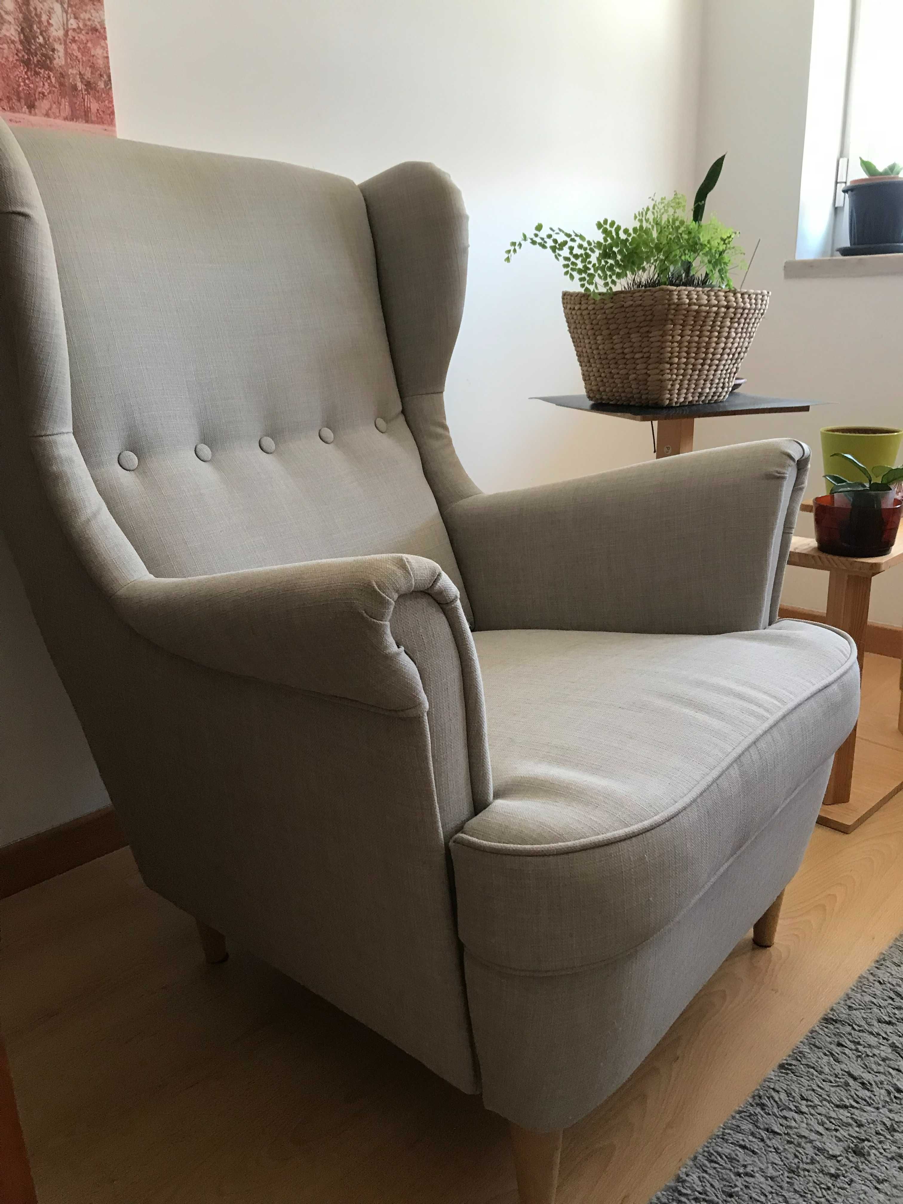 poltrona ikea, confortável e bom estado