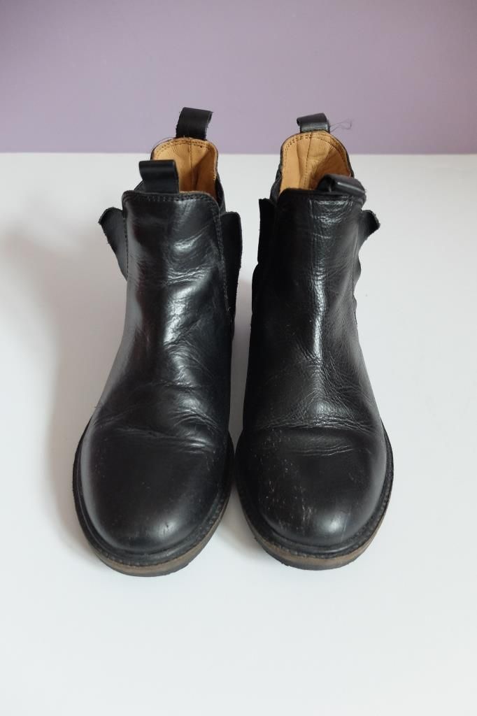 Botas pretas em pele Zara. Tm 33