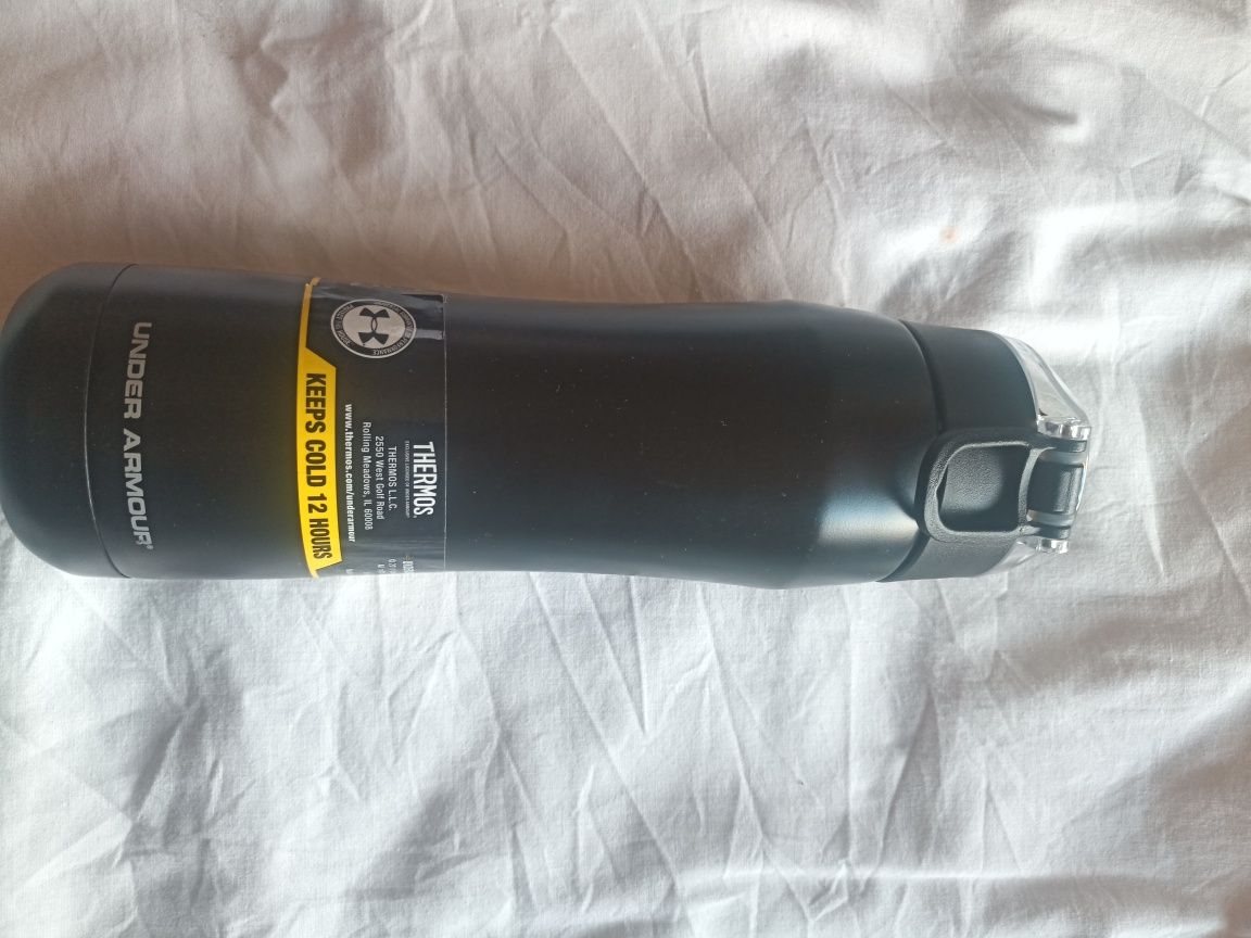 Under armour Thermos 0,5 L bidon Nowy