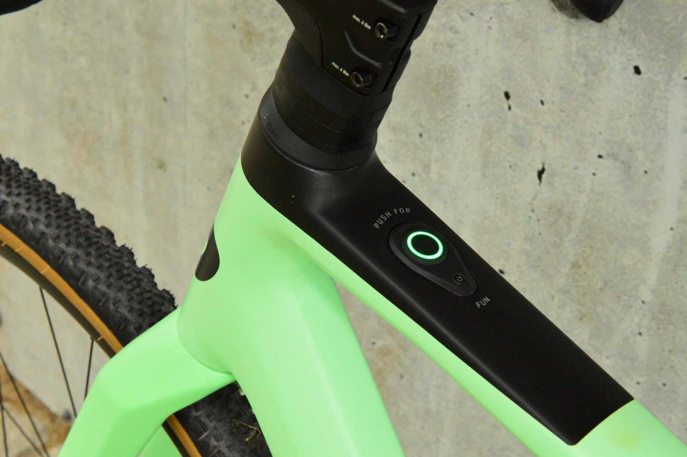 ROSE Backroad AL Plus Apex XPLR 1x12s Mahle X35 250Wh 100km zasięgu M