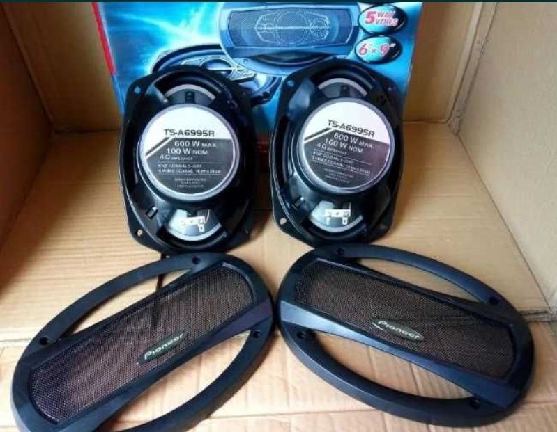 Динамики овалы Pioneer есть две пары авто колонки на заднюю полку авто