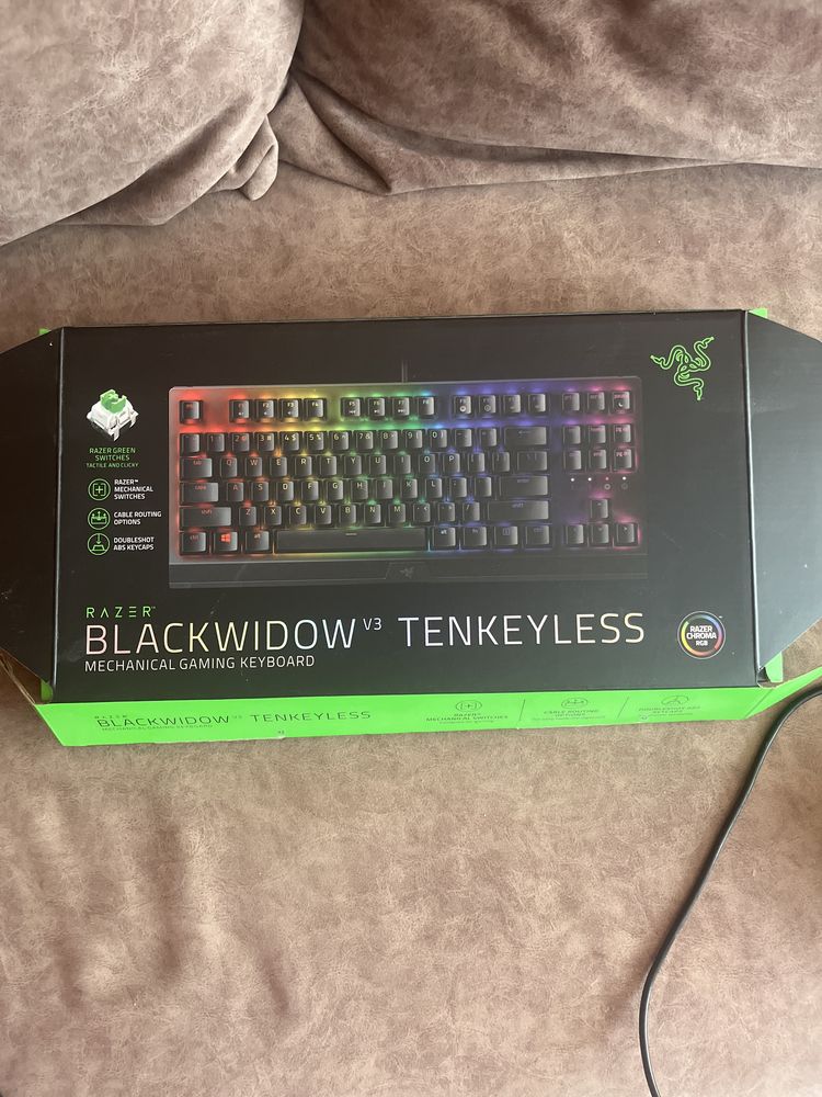 Продаю клавиатуру razer blackwidow v3 tenkeyless